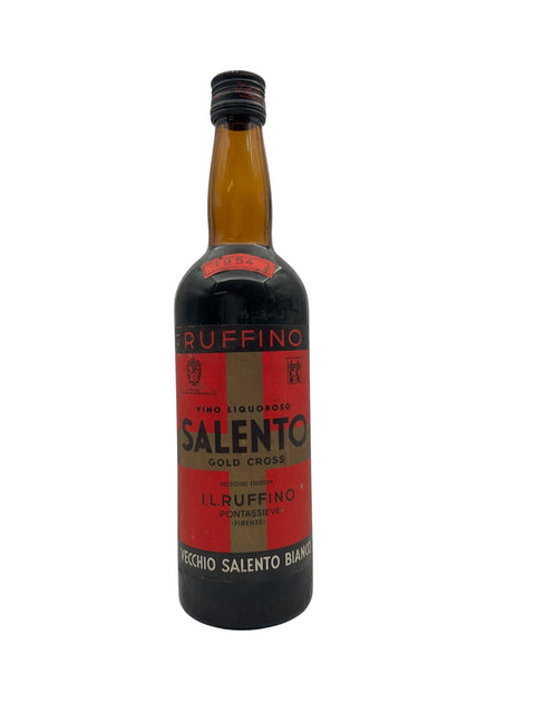 Pullo Salento I L Ruffino 1954 punaviiniä punaisen ja kullan värisellä etiketillä