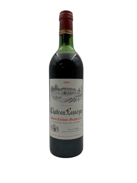 Pullo Château Lassègue 1983 punaviiniä