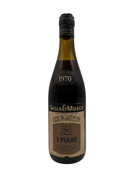 Pullo I Piani Sella & Mosca 1970 punaviiniä