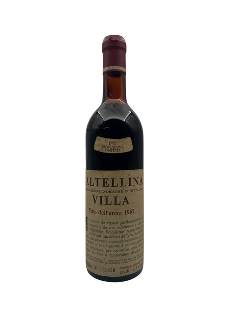 Pullo Valtellina Villa 1967 punaviiniä