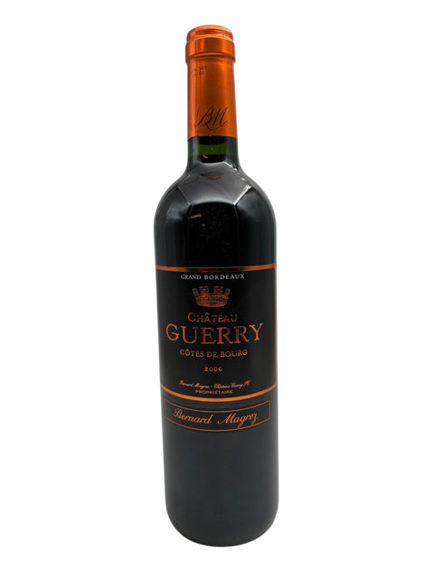 Pullo Château Guerry Côtes de Bourg 2006 punaviiniä