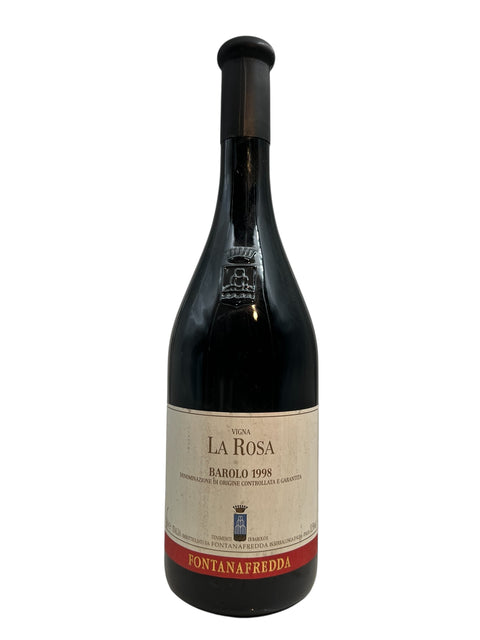 Pullo Barolo Fontanafredda 1998 -viinitilaa