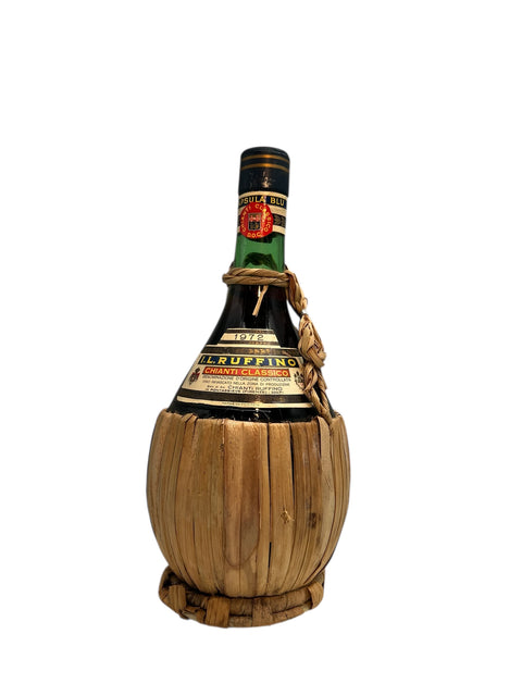 Chianti Classico Il Ruffino 1972 -pullo perinteisellä niinikääreellä