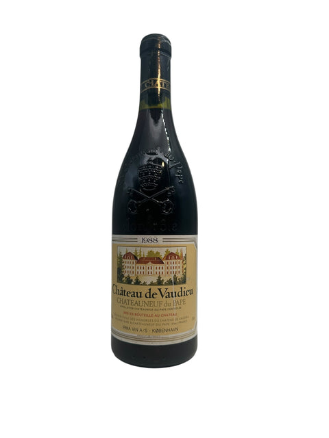 Pullo Châteauneuf du Pape Château de Vaudieu 1988 punaviiniä