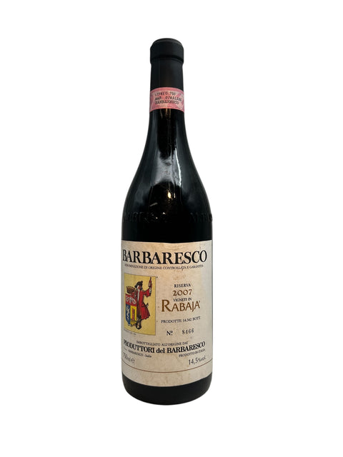 Barbaresco Punaviini Produttori del Barbarescon 2007 pullosuunnittelusta