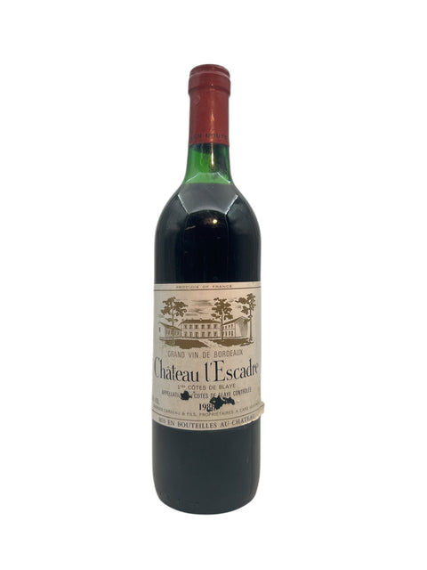Pullo Château l'Escadre 1988 punaviiniä etiketillä
