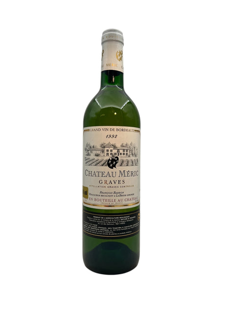 Pullo Chateau Meric Graves 1992 -valkoviiniä Bordeaux'sta