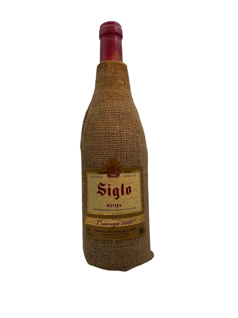 Bodegas AGEn Siglo Crianza 2007 pullo kankaalla