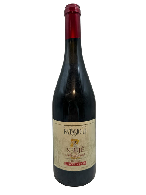 Pullo Sfujé Batasiolo 2005 -punaviiniä Monferratosta